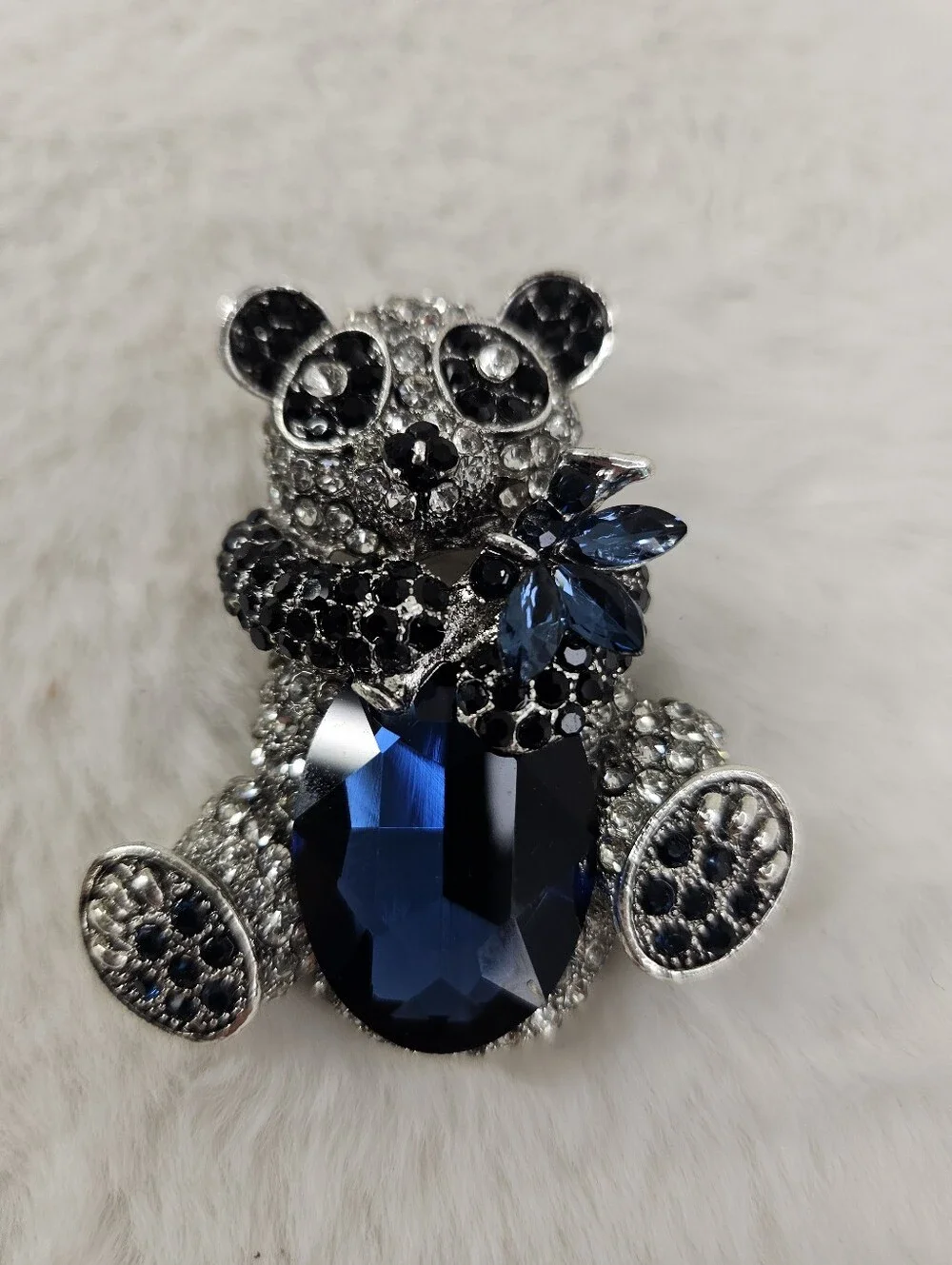 NWOT Austrian Crystal Panda Bear Brooch Pendant